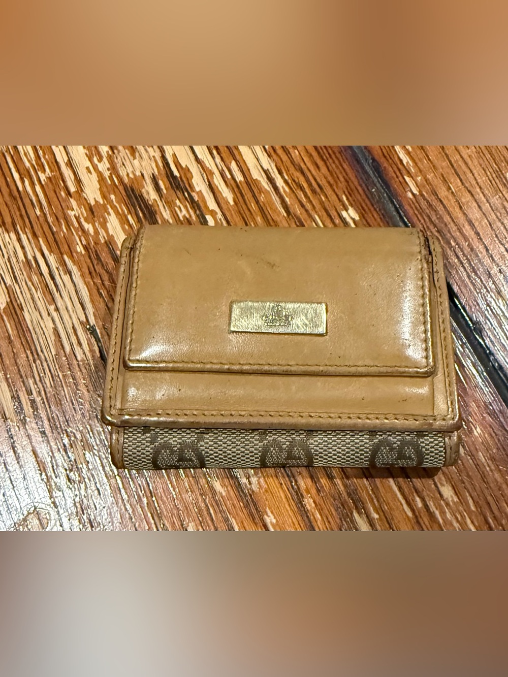 Gucci Beige/Tan Monogram Bifold Wallet